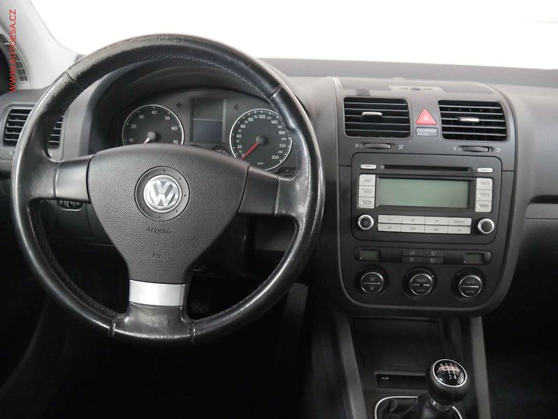 Volkswagen Golf (2007) 1.6i, ČR, autoAC - fotka 11 z 15