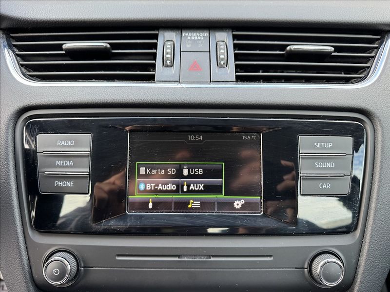 Škoda Octavia 1,6 TDI 81kW 2.maj původ ČR - fotka 37 z 50