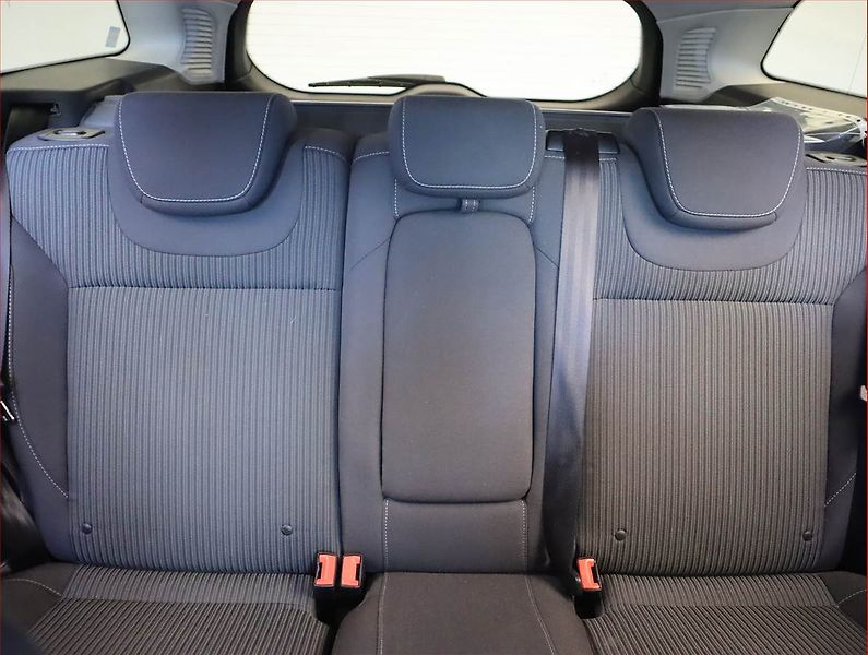 Ford Focus (2013) 2.0 TDCi, Serv.kniha, Navi - fotka 10 z 17