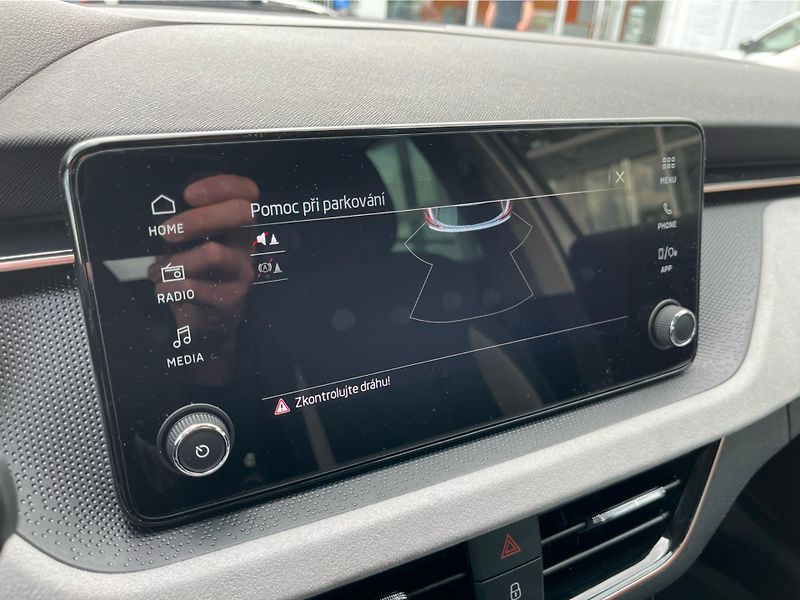 Škoda Kamiq 1.0 TSi 85 kW Top Selection - fotka 15 z 29