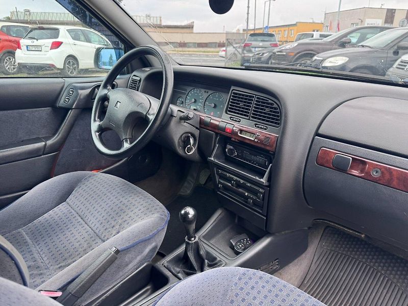Citroën Xantia (2000) 2.0 HDI 66 KW STK - fotka 36 z 43