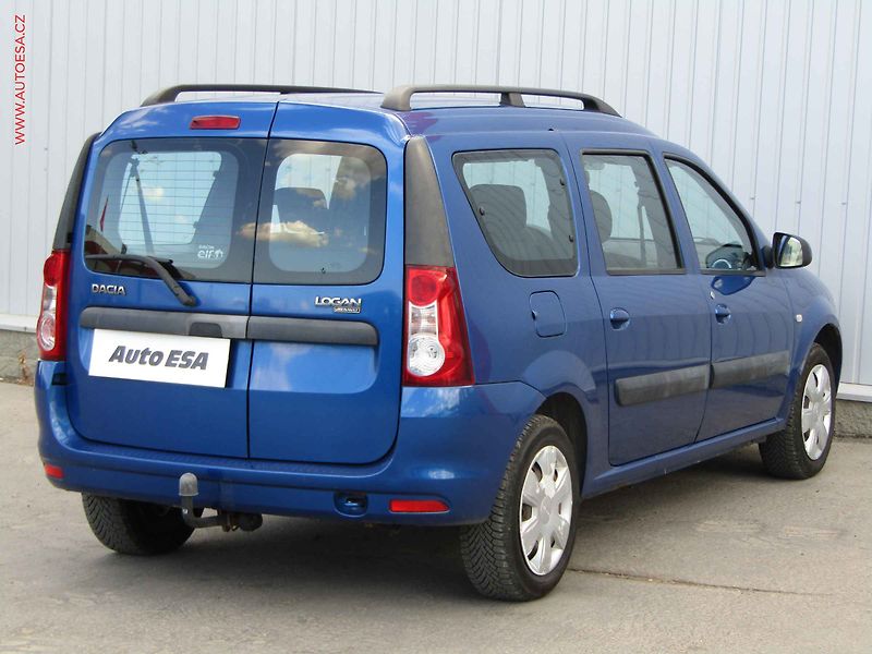 Dacia Logan (2010) 1.6i, ČR, Arctica - fotka 4 z 17