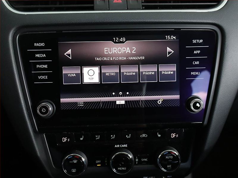 Škoda Octavia (2017) 1.4 TSI, Tempomat - fotka 17 z 22