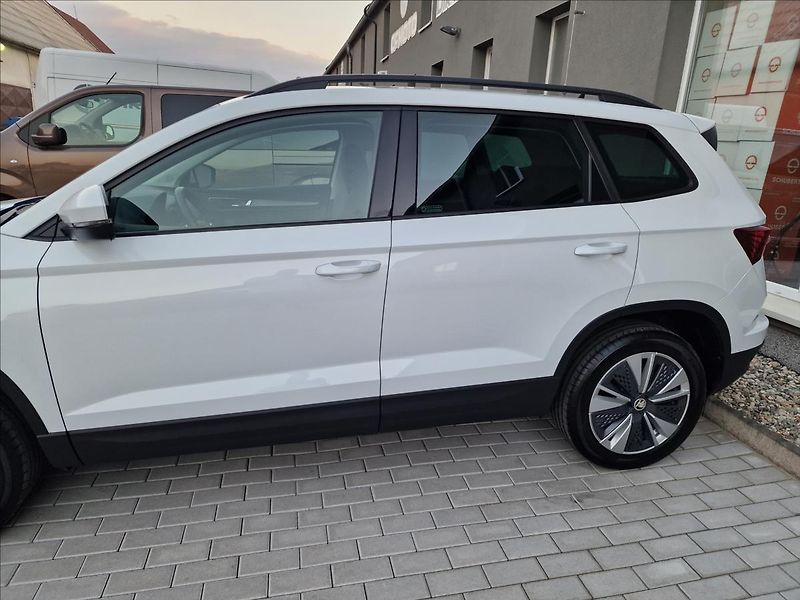Škoda Karoq 2.0 TDI Style DSG,ČR,1.Maj - fotka 45 z 50