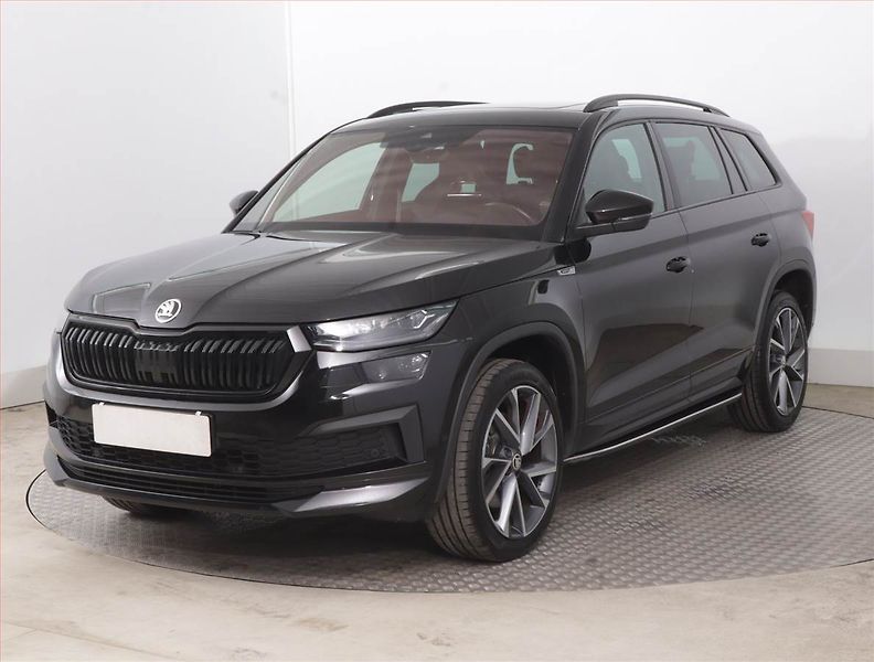 Škoda Kodiaq (2023) Sportline 2.0 TDI - fotka 2 z 21
