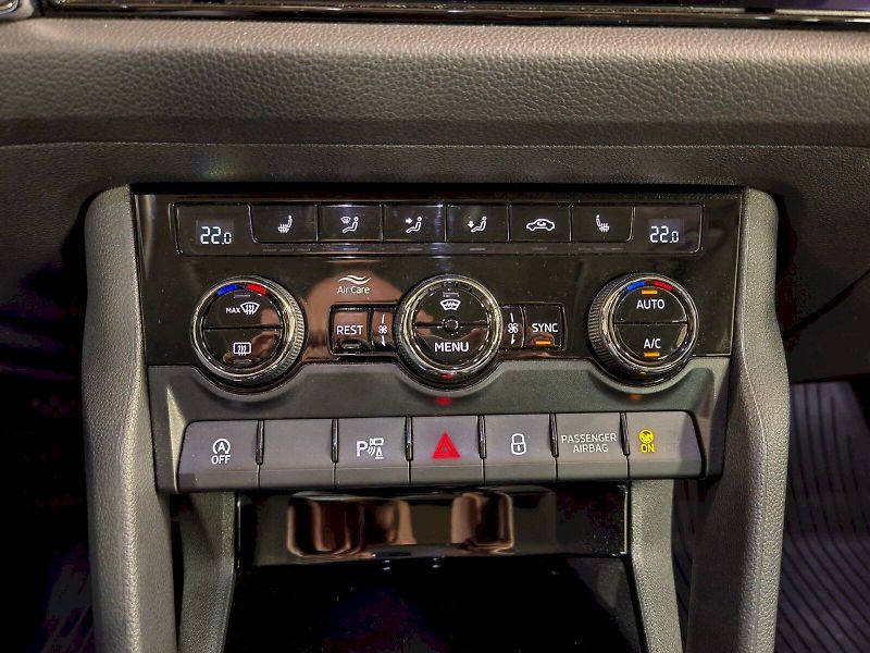 Škoda Kodiaq (2018) 2.0 TSI 132 kW DSG Style - fotka 19 z 33