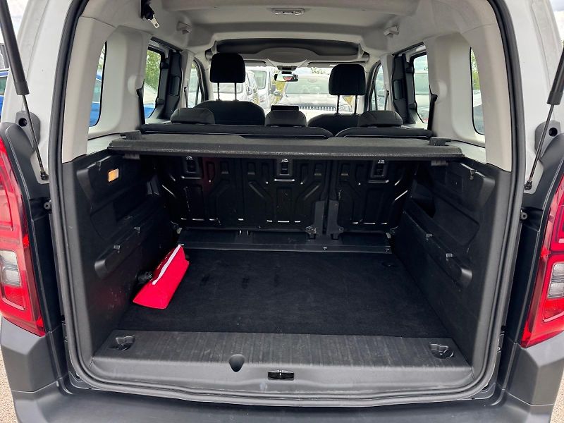 Citroën Berlingo (2022) LIVE PACK 1.5BHDi 75kW TAŽNÉ  - fotka 6 z 11