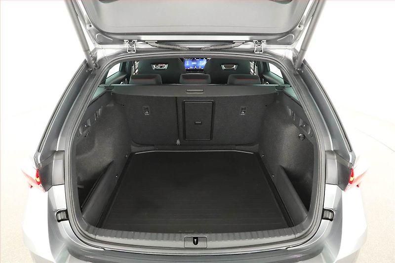 Škoda Octavia (2025) RS 2.0 TSI, RS, Automat - fotka 11 z 18