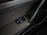 Volkswagen Golf (2017) 1.6 TDI, Serv.kniha, Navi - náhled 15