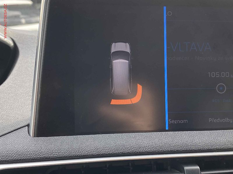 Peugeot 5008 (2018) 1.2 PT, Crossway - fotka 18 z 19