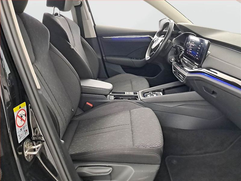 Škoda Octavia (2022) 2.0 TDI, Automat, ČR,1.maj - fotka 9 z 17