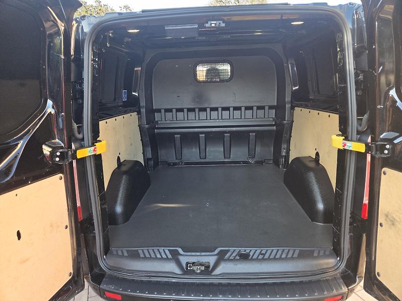 Ford Transit Custom 2.2TDCI L2 114kw 6míst - fotka 14 z 42