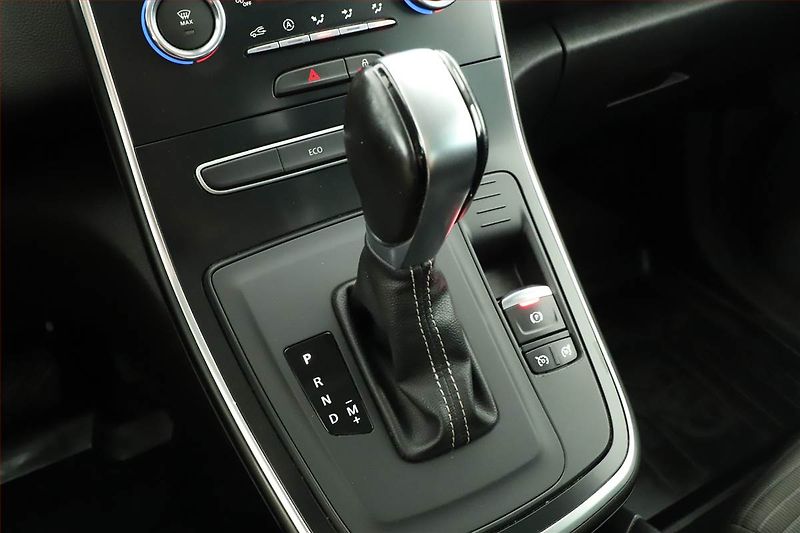 Renault Scénic (2021) 1.7 Blue dCi, Automat, Navi - fotka 12 z 19