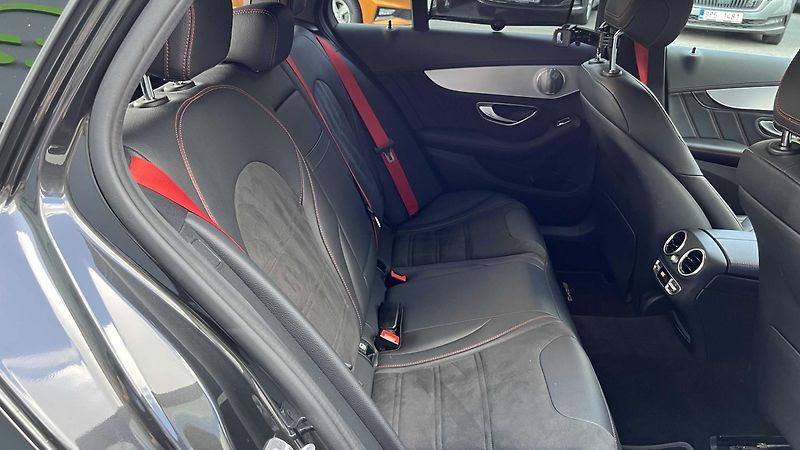 Mercedes-Benz Třídy C C43 AMG TOP STAV DPH - fotka 19 z 30