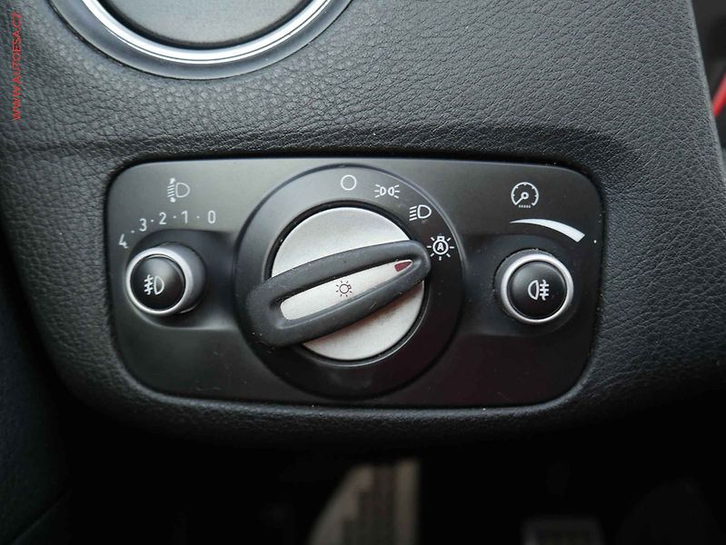 Ford Mondeo (2010) 2.0TDCi - fotka 21 z 21