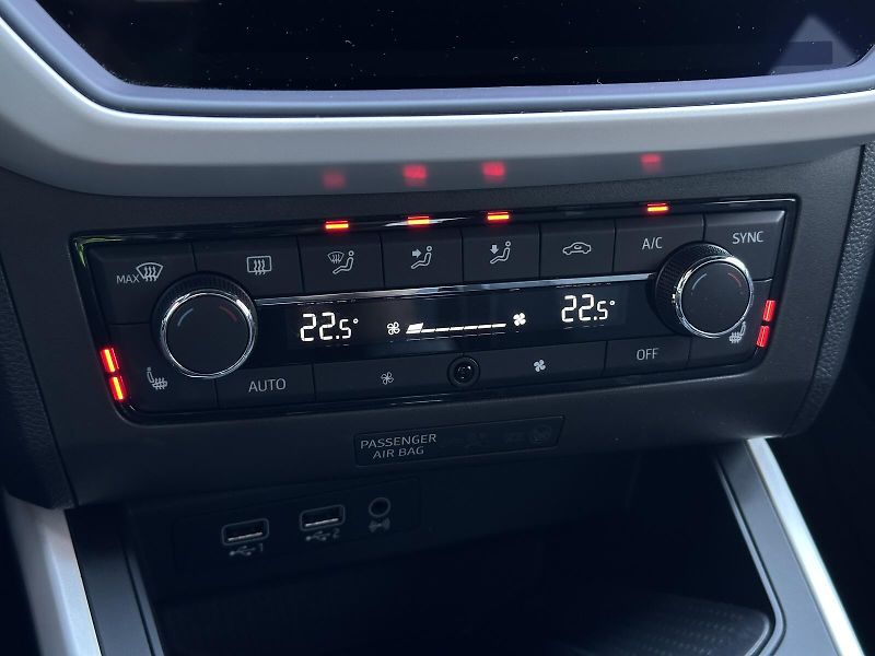 Seat Arona Color Concept 1.0TSi Xcellence - fotka 24 z 39