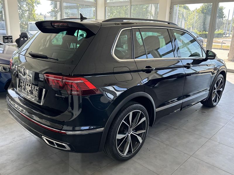 Volkswagen Tiguan (2021) 2,0TSi 4M R-LINE LED NAVI  - fotka 7 z 33