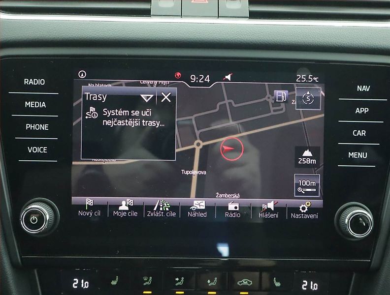 Škoda Octavia (2018) Style 2.0 TDI, Automat, ČR - fotka 13 z 20