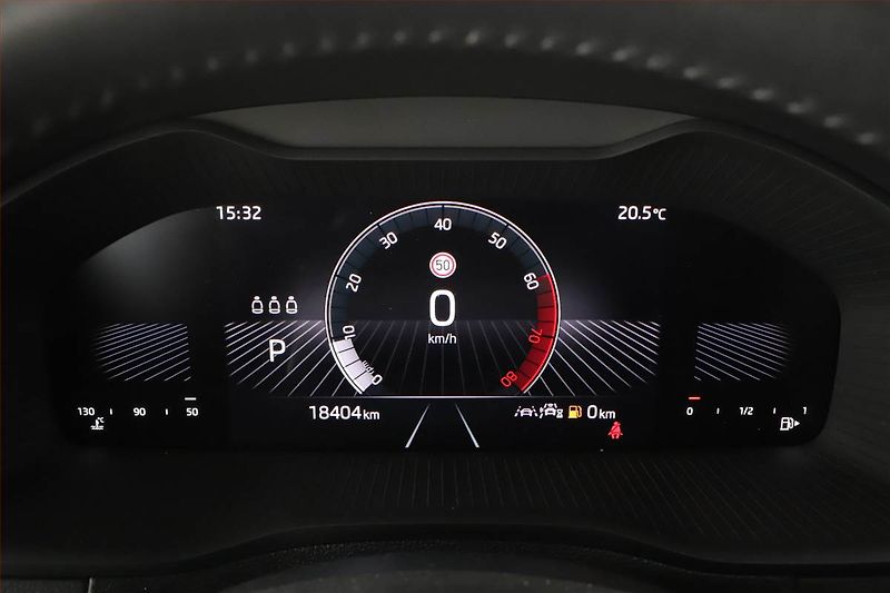 Škoda Karoq (2024) 1.5 TSI, FRESH - fotka 8 z 17