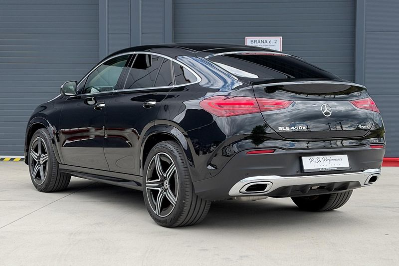 Mercedes-Benz GLE (2025) GLE 450d Coupe 4Matic AMG Line - fotka 21 z 60