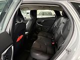 Volvo V40 2,0   D2 88kW,SERVISKA, - náhled 22