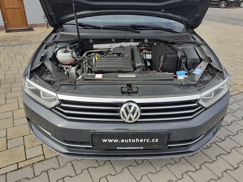 Volkswagen Passat Variant (2016) 1.4 TSi 110 Kw Highline - fotka 28 z 41