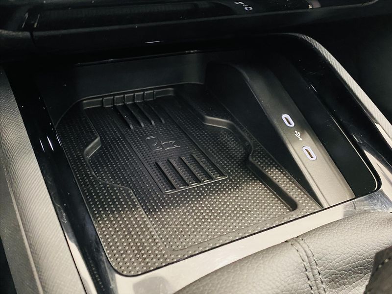 Škoda Scala 1,5 TSI 110kW Monte Carlo - fotka 17 z 27