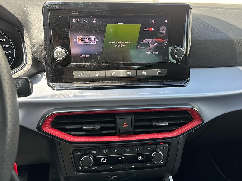 Seat Arona FR - fotka 12 z 25