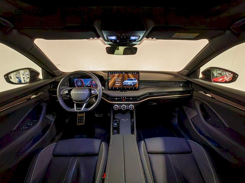 Škoda Superb (2025) Combi 2.0 TDI 142 kW DSG 4x4 S - fotka 5 z 36