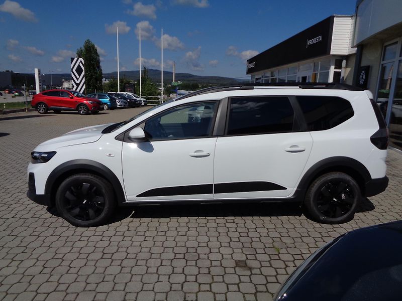 Dacia Jogger (2026) Expression TCe 110 5 míst - fotka 3 z 18