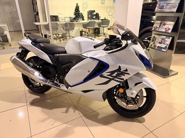 Suzuki GSX 1300 R Hayabusa (2026) - fotka 2 z 6