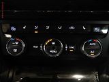 Škoda Superb (2016) 1.6 TDi, Navi, bixen - náhled 17