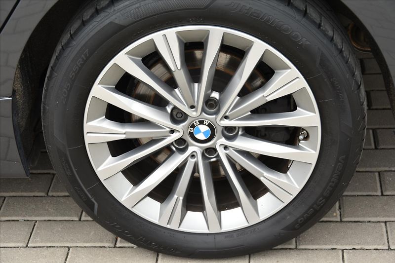 BMW Řada 2 220d 140kW GRAN TOURER HEADUP - fotka 9 z 27