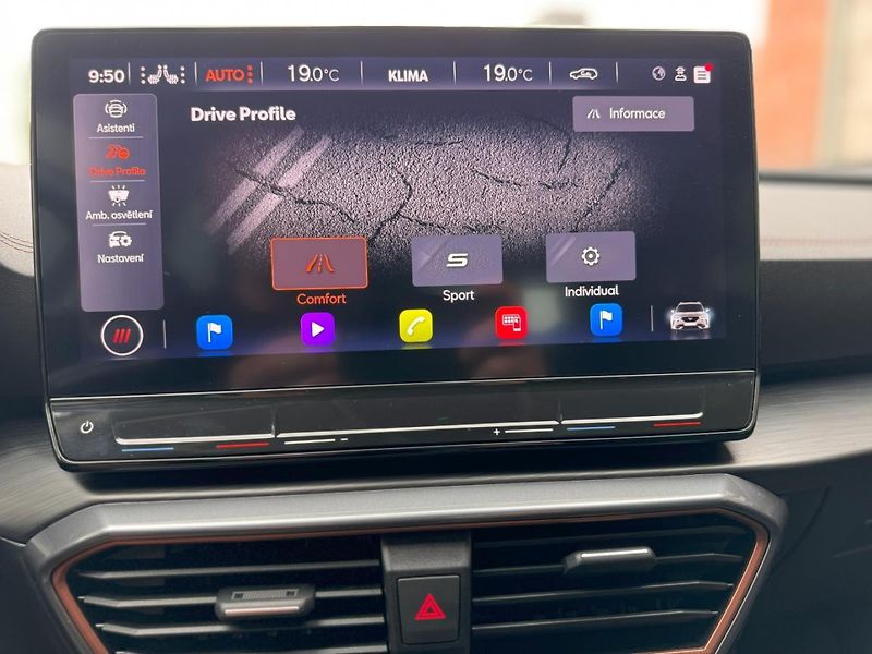Cupra Formentor (2024) 1,5 TSI 150k DSG  - fotka 31 z 35