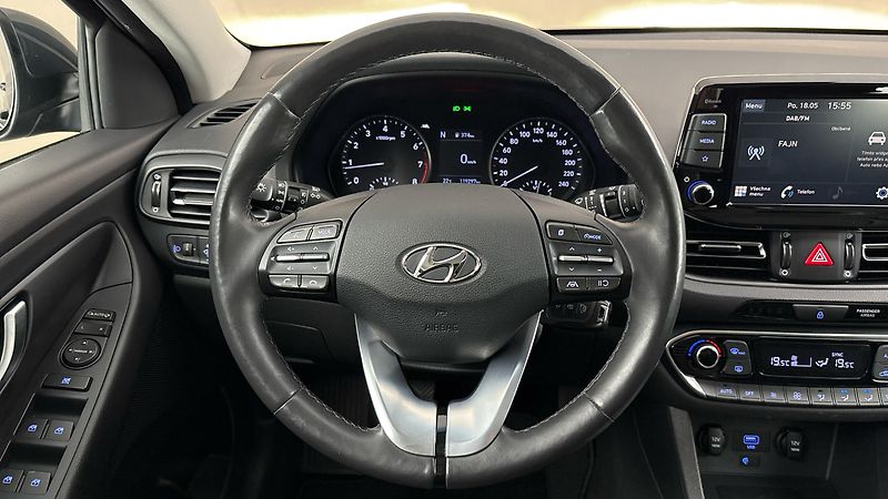 Hyundai i30 1.5 T-GDI Smart Kombi - fotka 9 z 25