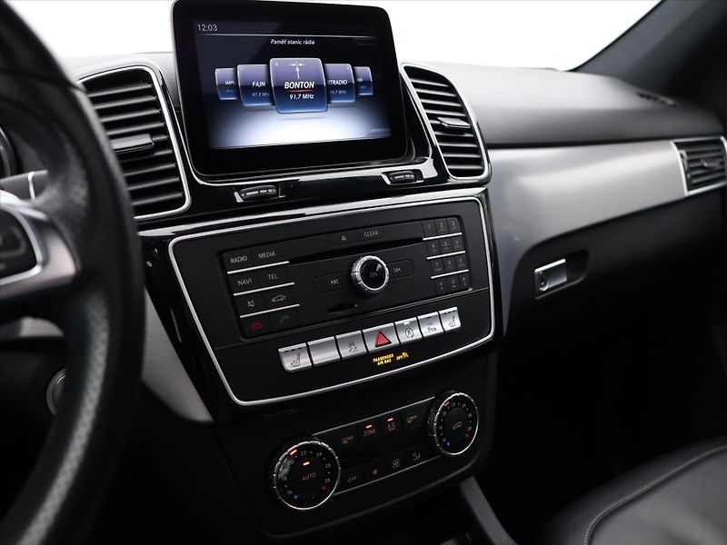 Mercedes-Benz GLE 3,0 350d 190 kW 4MATIC AMG - fotka 20 z 35