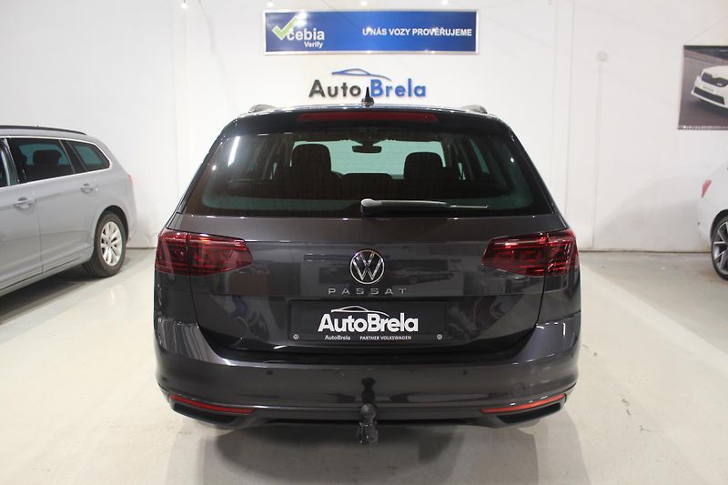 Volkswagen Passat (2022) 2.0TDI DSG Display Tažné  - fotka 11 z 39