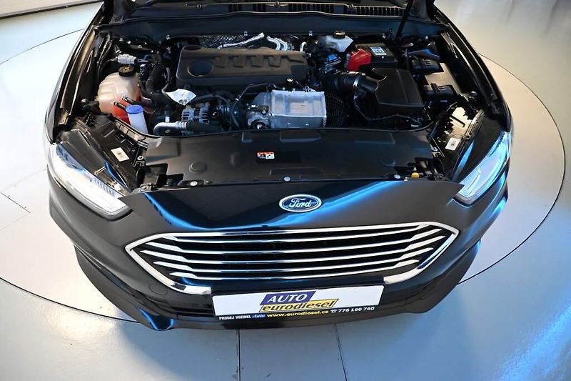 Ford Mondeo (2022) 2.0 LED ACC SONY TITANIUM 8AT - fotka 35 z 38