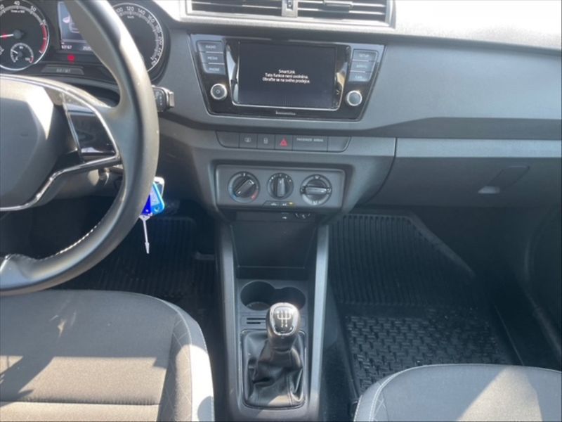 Škoda Fabia 1,0 TSI 70 Ambition - fotka 10 z 11