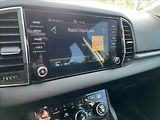Škoda Karoq 2,0 TDi 110 4x4 DSG TAŽNÉ -DPH - náhled 17
