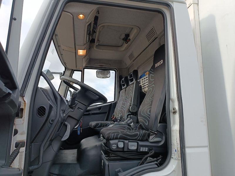 Iveco Eurocargo ML120E25/P6válec,Izotherm - fotka 7 z 23