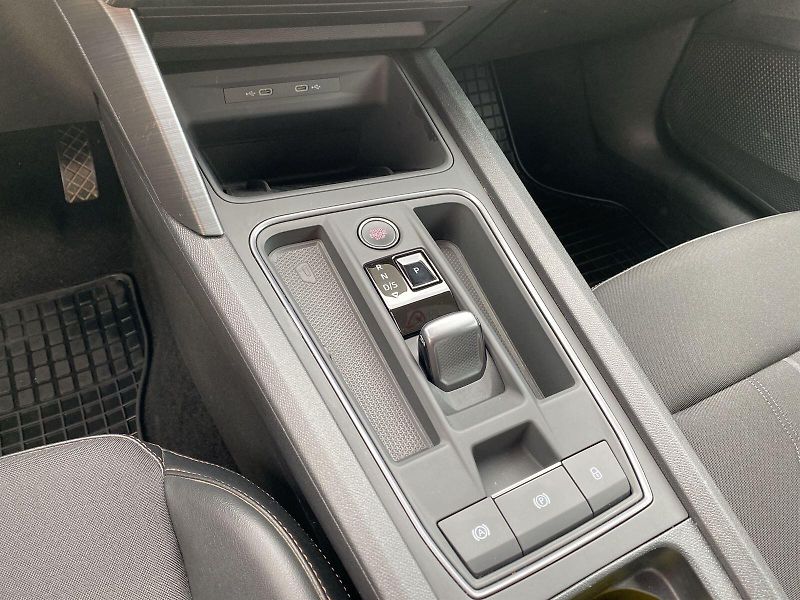 Cupra Formentor (2023) 1.5 TSI DSG - fotka 29 z 36