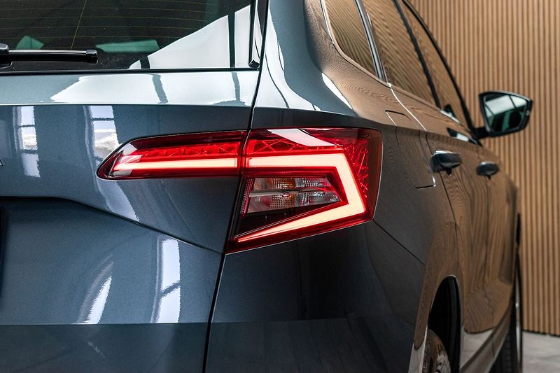 Škoda Karoq 1.5TSI DSG*STYLE+*KAMERA*ČR 1M - fotka 36 z 40
