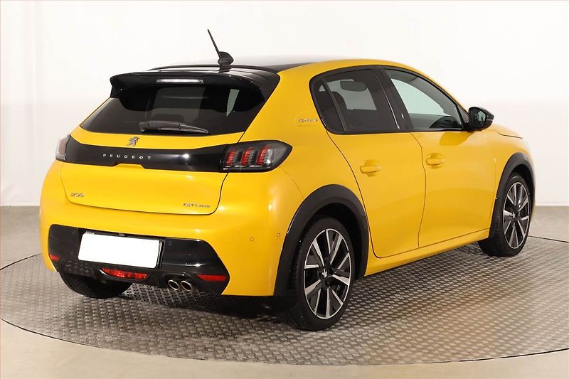 Peugeot 208 (2020) GT Pack 1.2 PureTech, Automat - fotka 5 z 27