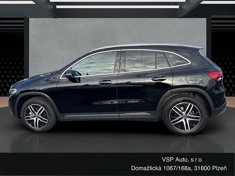 Mercedes-Benz GLA PROGRESSIVE 200d 4MATIC - fotka 2 z 21