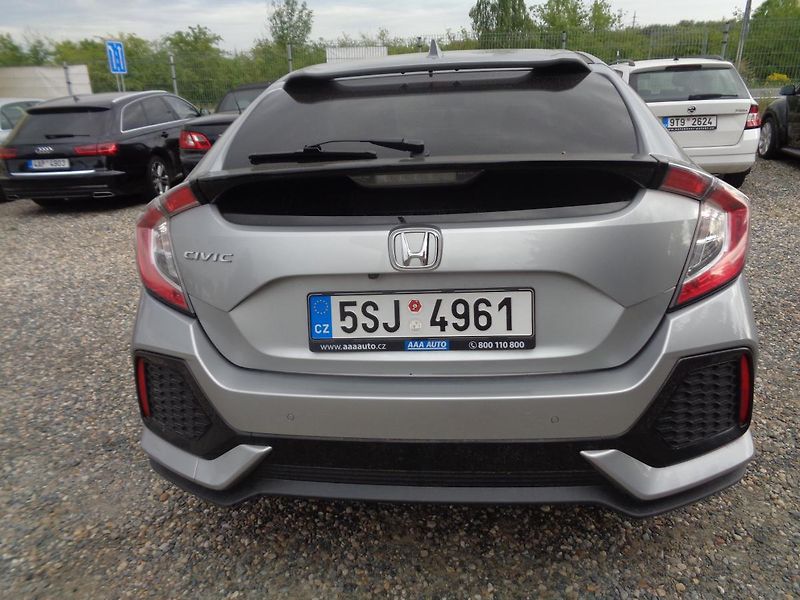 Honda Civic 1,0 - fotka 6 z 18