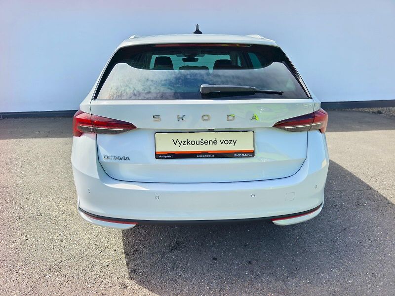 Škoda Octavia (2024) OCT.COMBI TOP SELECTION 1,5 TS - fotka 9 z 28
