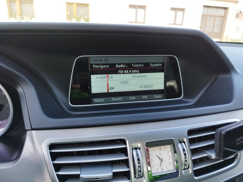 Mercedes-Benz Třídy E E200 NATURAL GAS CNG - fotka 17 z 28