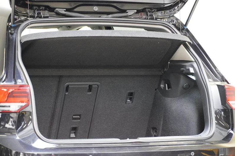 Volkswagen Golf 2.0TDI,110kW,DSG,Style,ČR,Kame - fotka 9 z 36