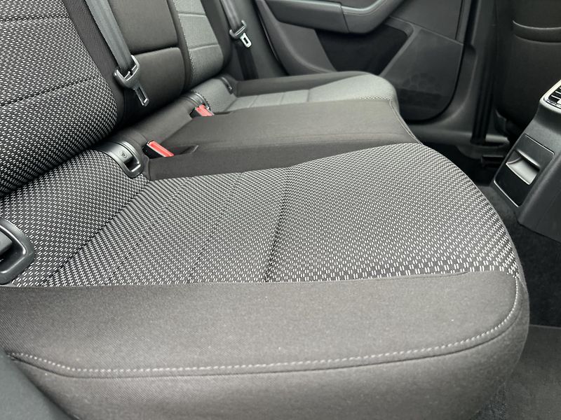 Škoda Octavia 1.6TDi 81kw KLIMA TEMPOMAT ALU - fotka 29 z 42